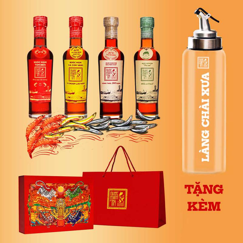 Hộp Quà Ngũ Hành Đỏ Gồm 4 Chai Nước Mắm Tĩn