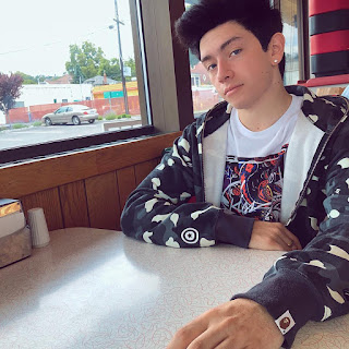 leviunderhill 20191001 0036 leviunderhill 20191001 0036