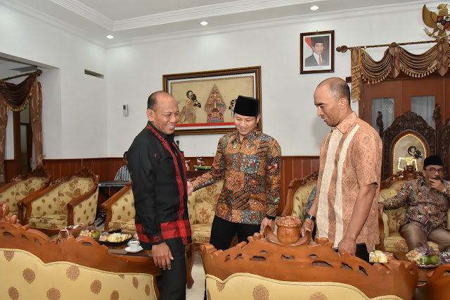 Bupati Trenggalek Sambut Kunjungan Wasev TMMD 105 di Trenggalek