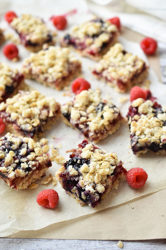 Woman in Real Life Delicious Berry Oat Jam Bars (Vegan) Recipe
