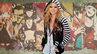 Avril_Lavigne_Celebrity_Singer (4)