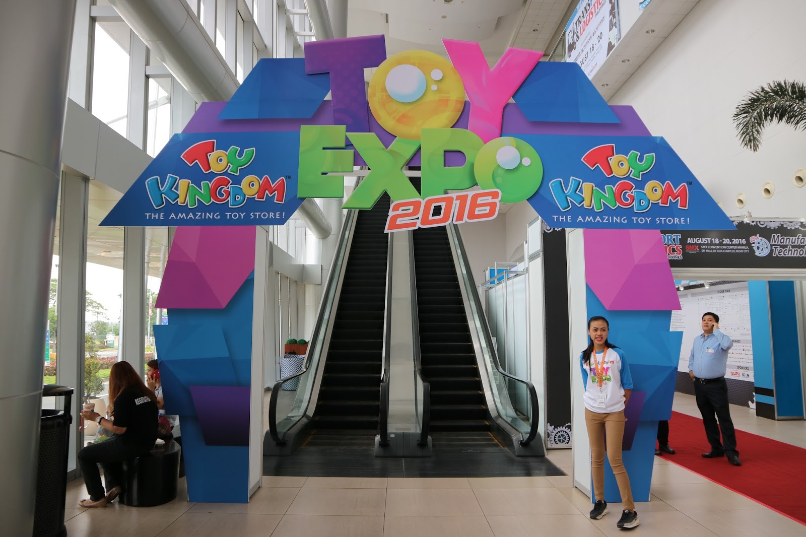 Toy Kingdom Toy Expo 2016!♥ ARTSY FARTSY AVA