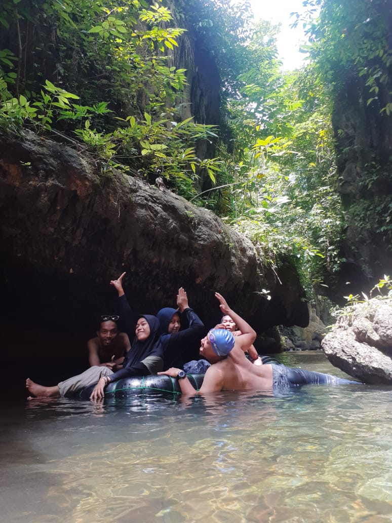 Tiket Masuk dan Fasilitas Wisata Sungai Cicegog Cimanggu, Ujung Kulon Tiket Masuk dan Fasilitas Wisata Sungai Cicegog Cimanggu, Ujung Kulon