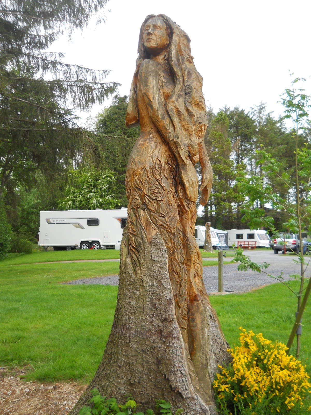 Large wooden outdoor sculptures at Lake Vyrnwy and Bala in Wales