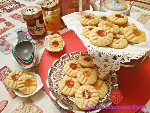 Galletas De Mantequilla Y Mermelada
