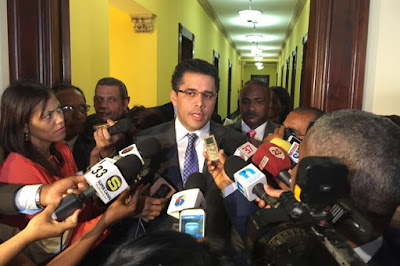 Alcalde del Distrito Nacional se reune con Danilo Medina Alcalde del Distrito Nacional se reune con Danilo Medina