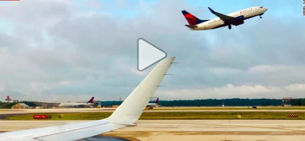 A Delta flight was forced to make an emergency landing when one of the plane's engines failed, News, Flight, Trending, Video, Passengers, World