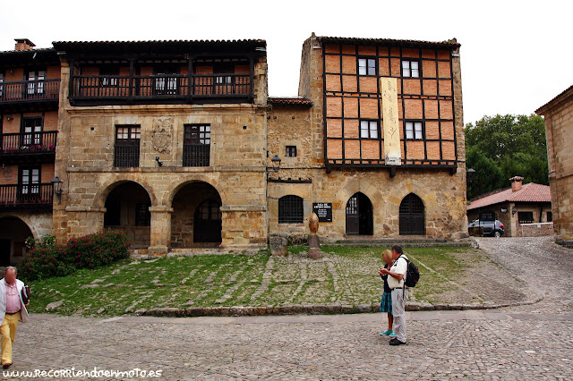 Casa del Aguila y Casa de la Parra, Santillana del Mar