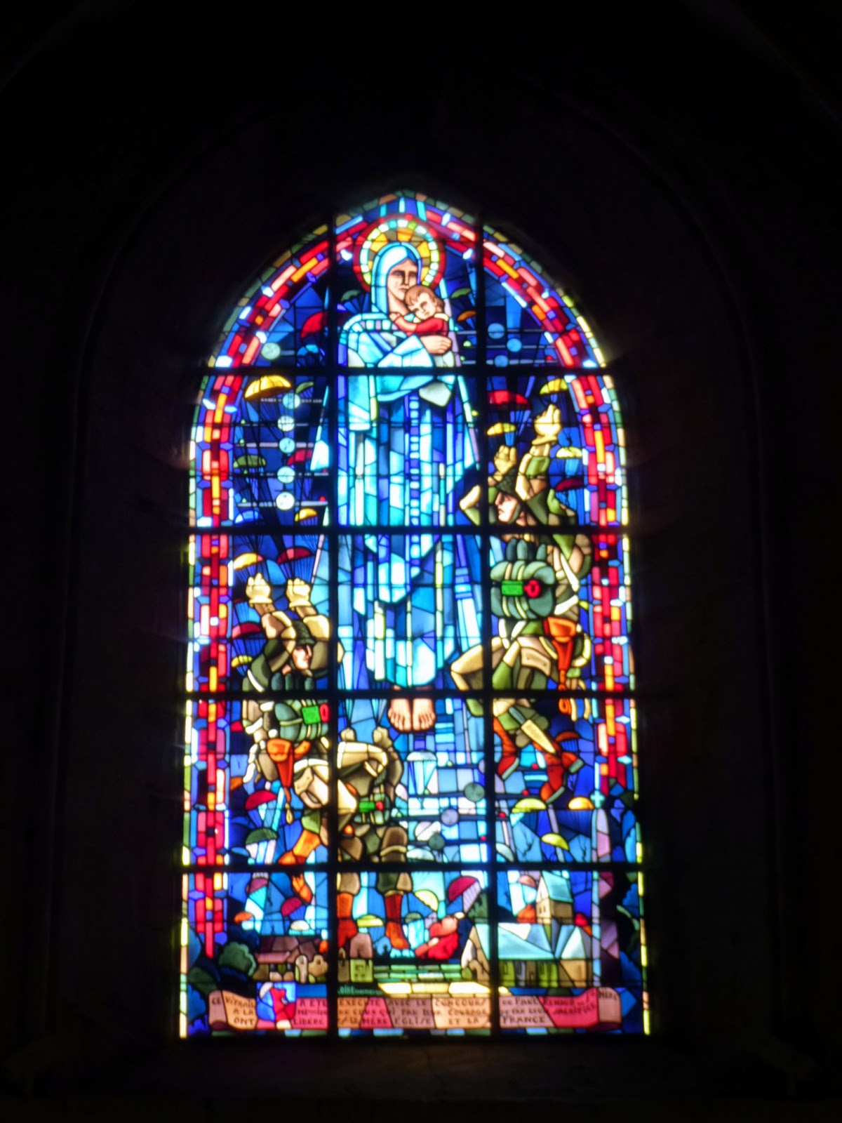 Photo-ops: Stained Glass Windows: Paratrooper Memorial Windows - Sainte ...