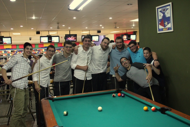 Yeshivas Kayitz Costa Rica Bowling