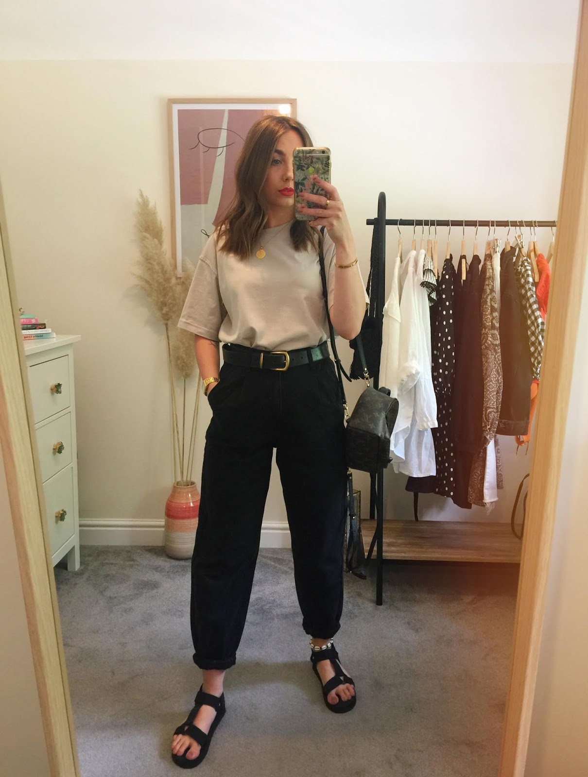 5 ways to wear slouchy jeans Lauren Hardcastle