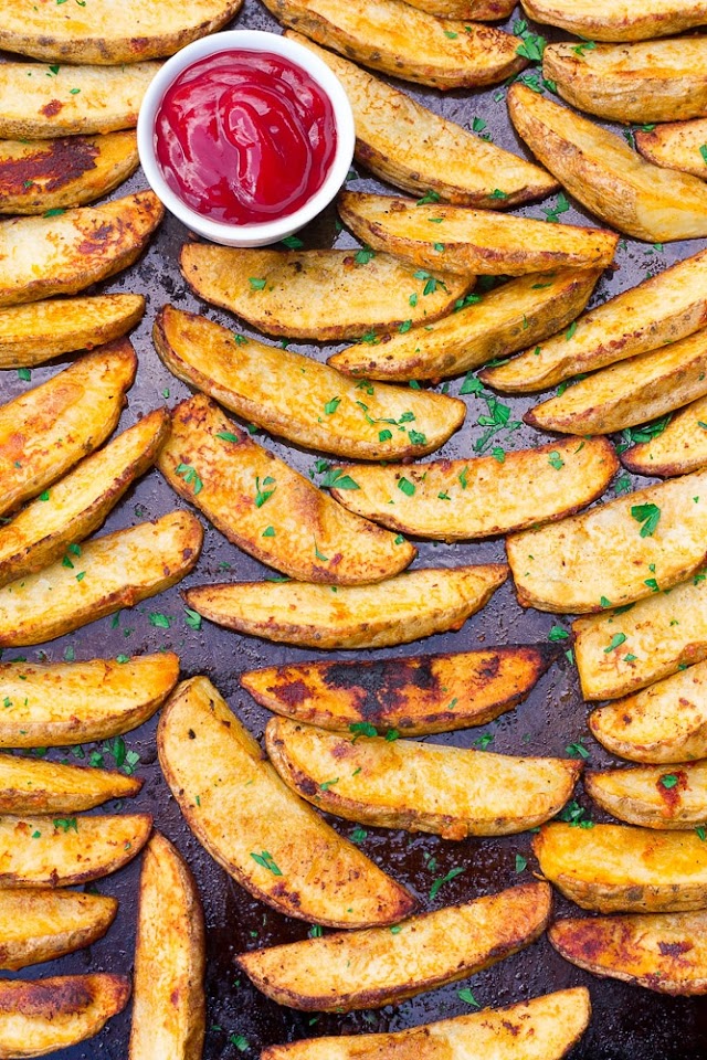 Baked Potato Wedges in the ovens