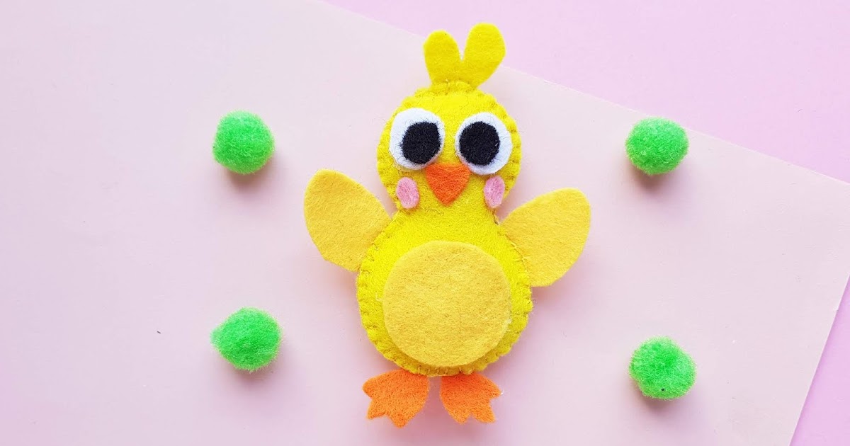 Felt Easter Chick Easy Sewing Project {with free printable template}