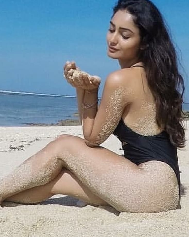 bikini look of tridha