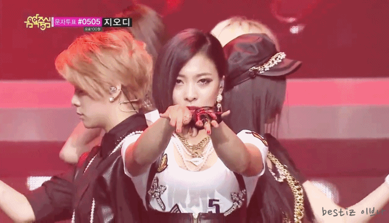 %25EB%25A0%2588%25EB%2593%259C%25EB%259D