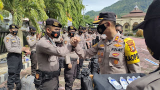 Lepas Personel BKO ke Polres Tator, Begini Wejangan Kapolres Enrekang 