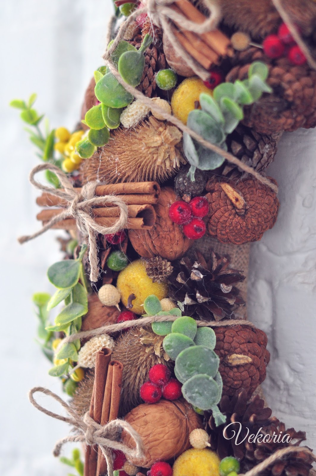 Большой, большой венок - Vekoria. Handmade decor for home