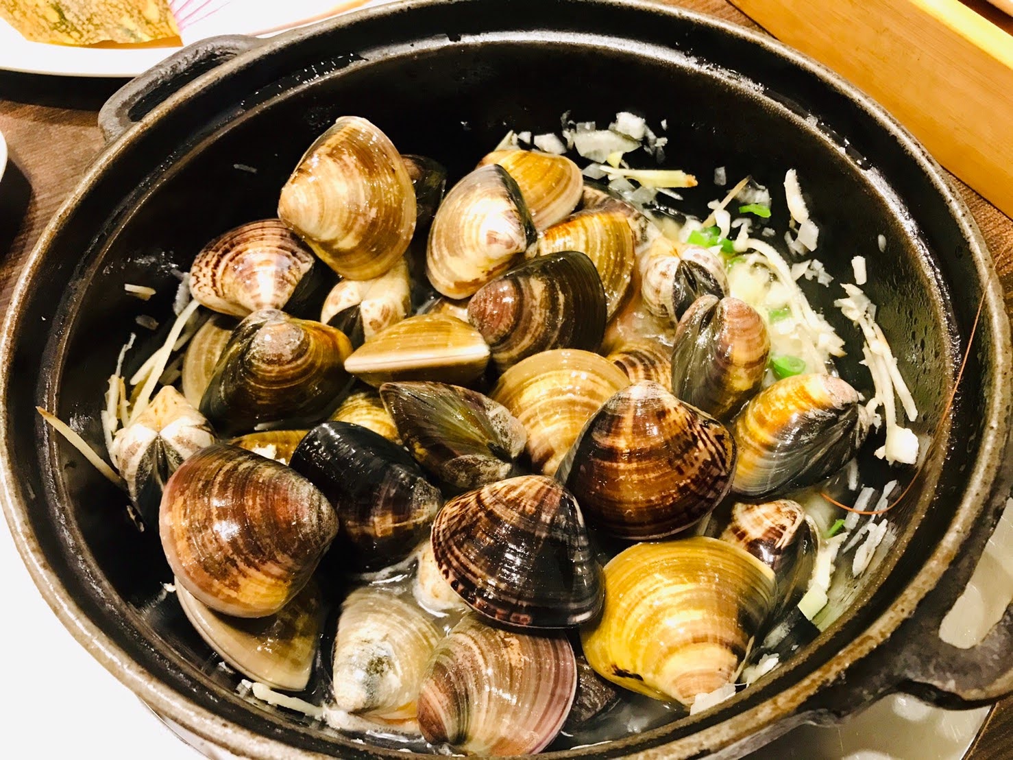 新莊海鮮火鍋推薦 蛤蜊鍋、麻辣鍋