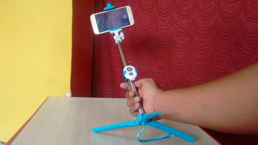 Learn New Things Selfie Stick with Stand & Bluetooth Remote Price