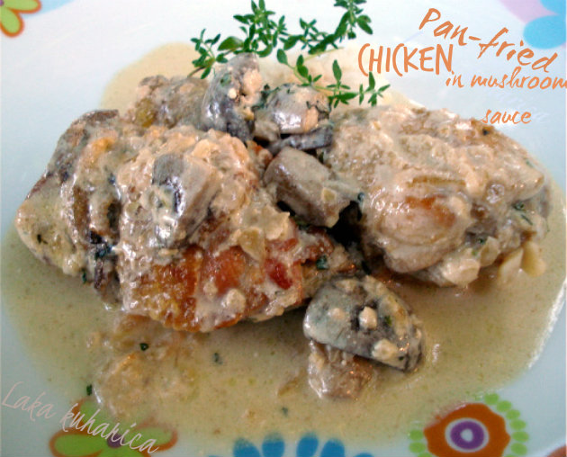 Pan-fried chicken in mushroom sauce by Laka kuharica: aromatic, tasty and easy to make.