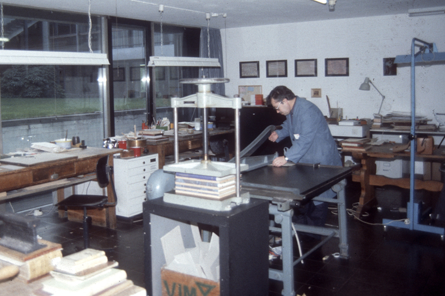 The Pressbengel Project Exploring German bookbinding traditions and