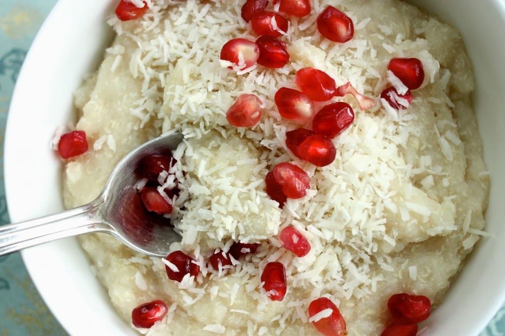 Snowy Quinoa & Coconut Breakfast Bowl image