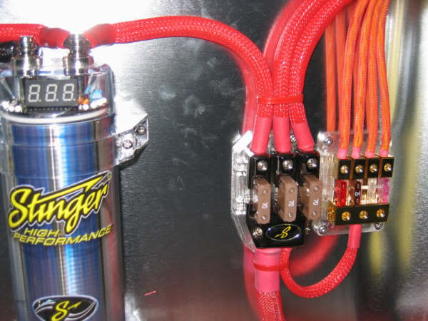 How To Install Car Audio Power Capacitor To Amp ... car amplifier wiring diagram 