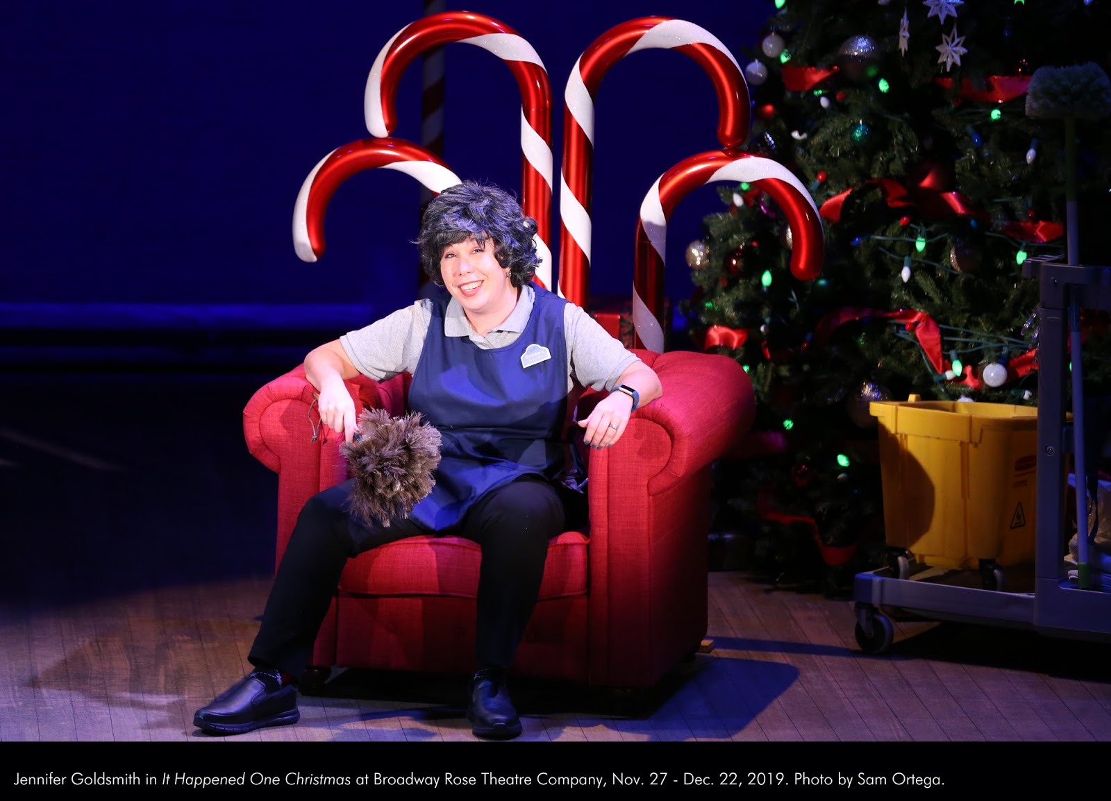 Westside Theatre Reviews It Happened One Christmas Broadway Rose