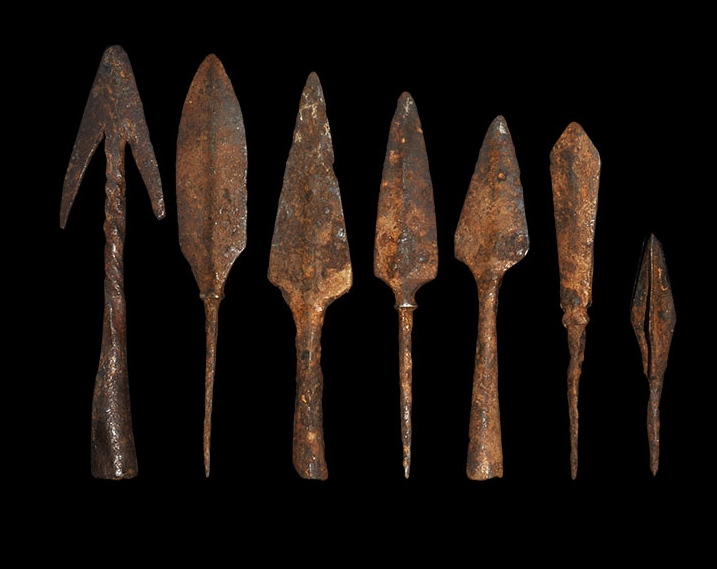 GREX LUPORUM MEDIEVAL ARROWHEADS DATABASE