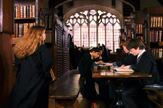 Harry Potter. Colegio de Magia y Hechicería. Hogwarts. Biblioteca