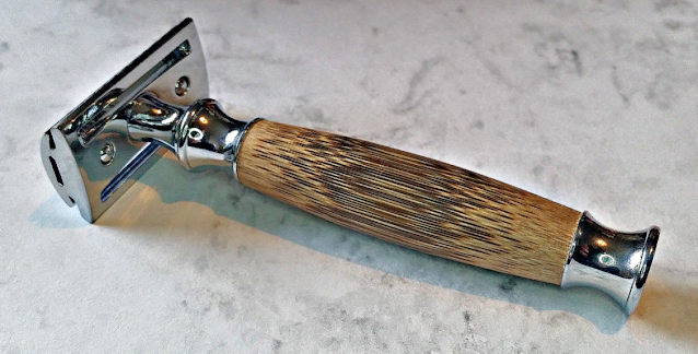 plastic-free bamboo safety razor