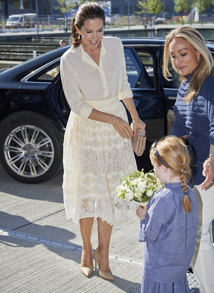 Crown-Princess-Mary-5.jpg