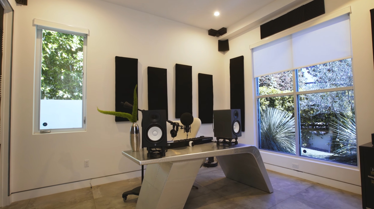 29 Photos vs. 833 N. Gardner St, Los Angeles vs. Luxury Home Interior Design Tour