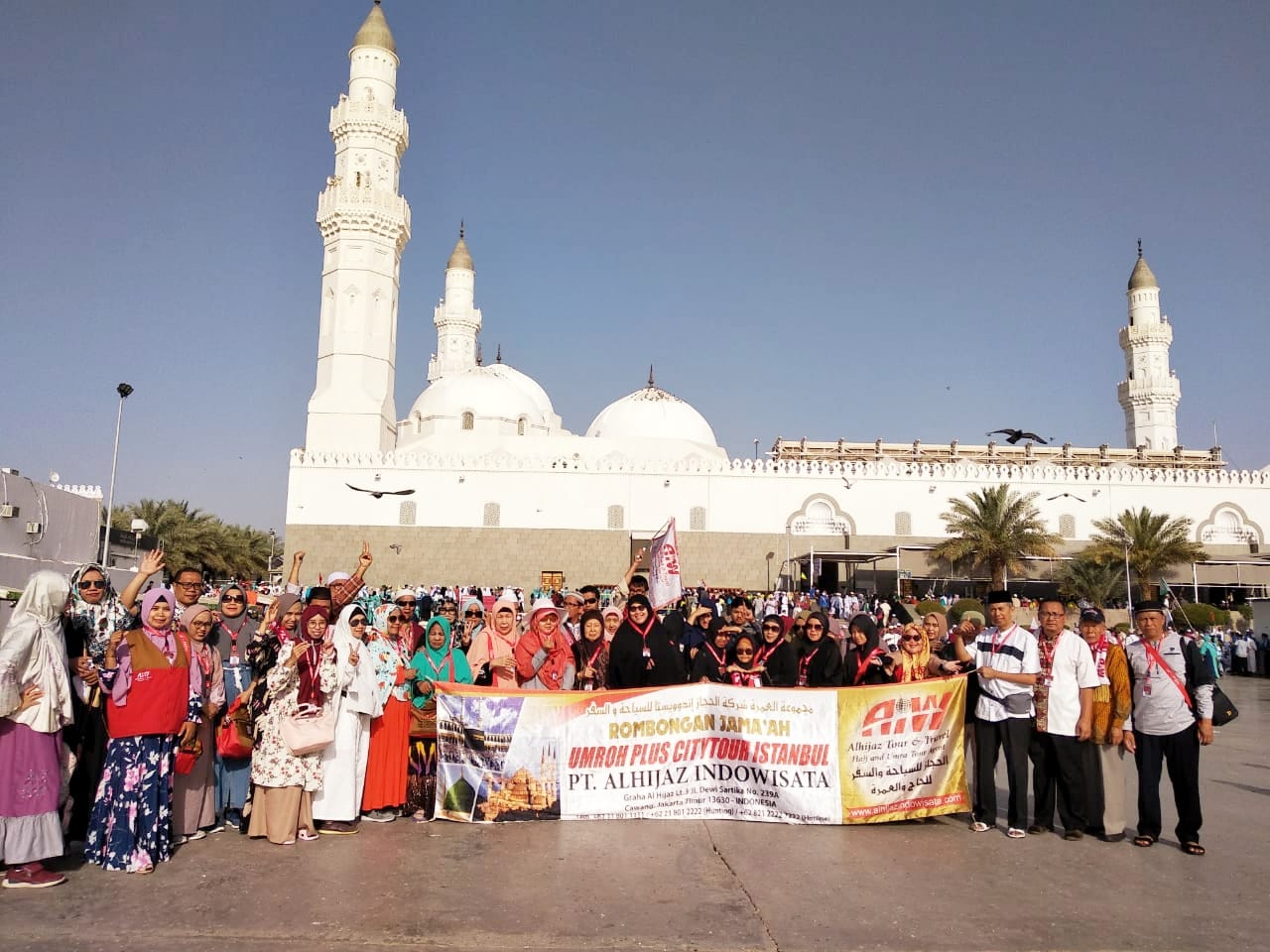 pengalaman saya dan suami keistimewaan sholat di masjid quba nurul sufitri mom lifestyle blogger umroh plus istanbul turki alhijaz indowisata travel tour traveling culinary