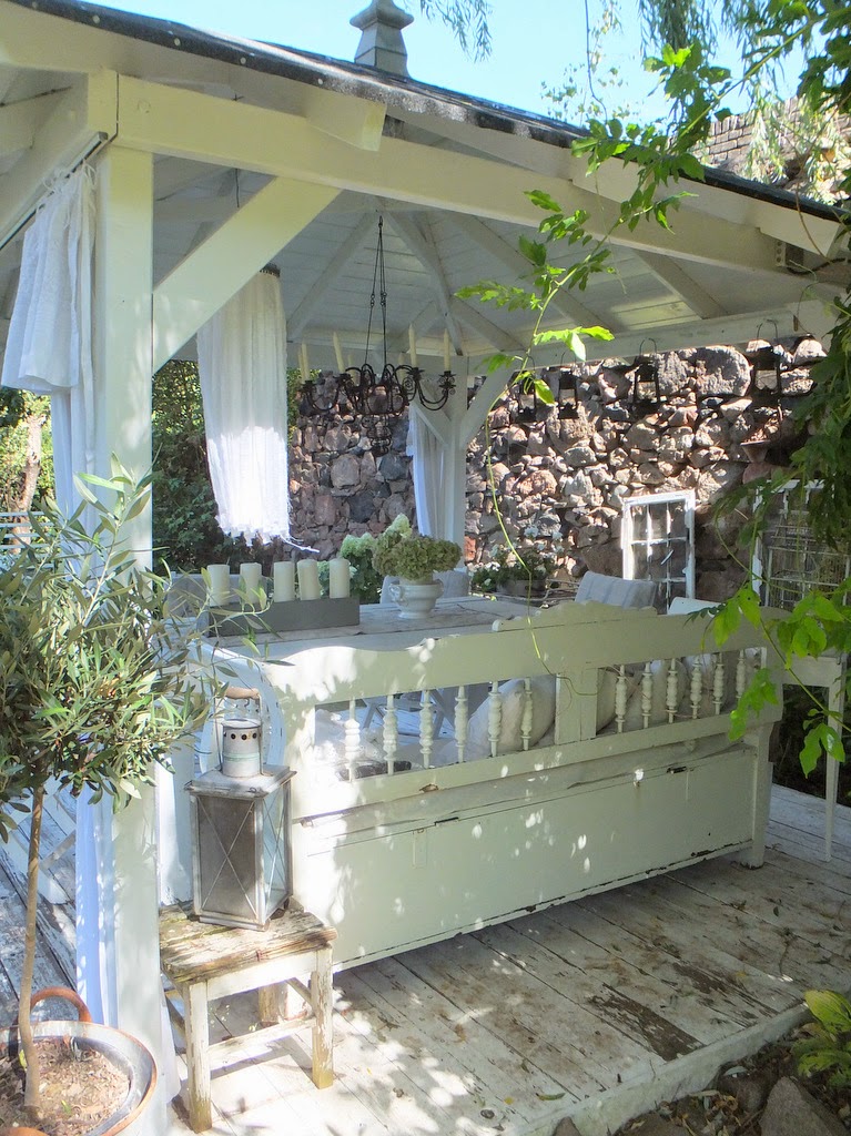 princessgreeneye: ENDLICH (fast) fertig - unser neuer Pavillon mit DIY