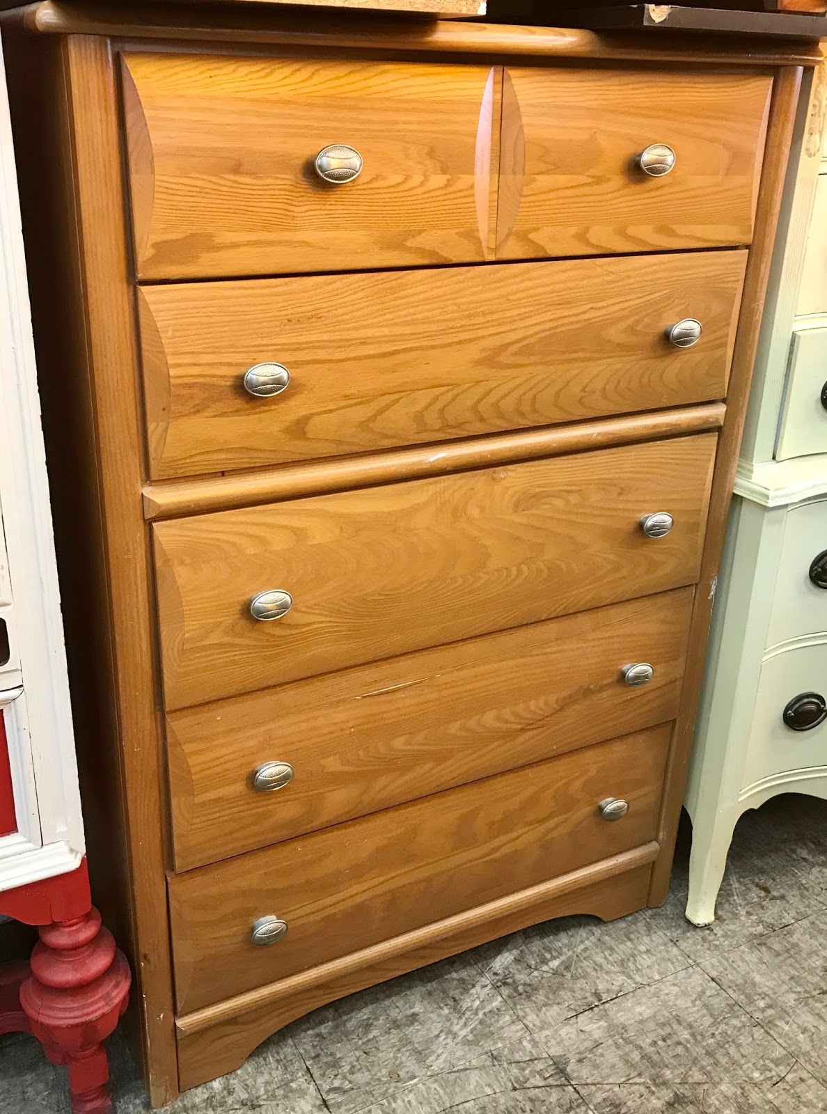 Uhuru Furniture & Collectibles Lea Furniture 'The Grant Hill