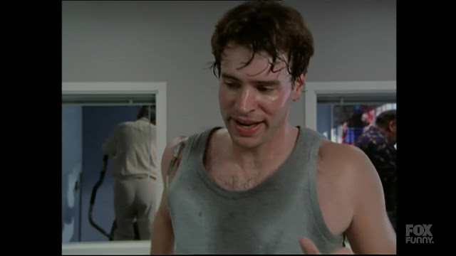 ausCAPS: Scott Foley in Scrubs 1-20 “My Way or the Highway”
