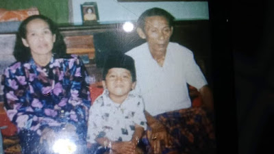 Beredar Postingan di Grup Facebook, Mencari Ayah Kandungnya Yang Berada di Pituruh