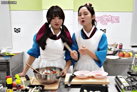 아이돌학교 결방대신 페이스북 생방송 몇몇 조합 움짤들.gif | 인스티즈