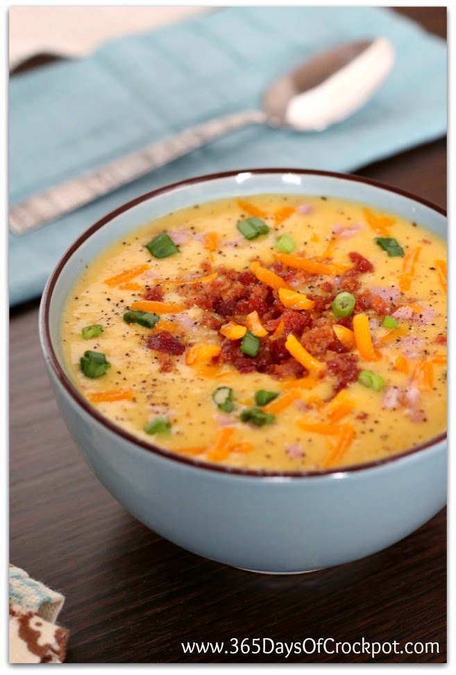 365 Days of Slow Cooking: Slow Cooker Cheesy Ham and Potato Chowder