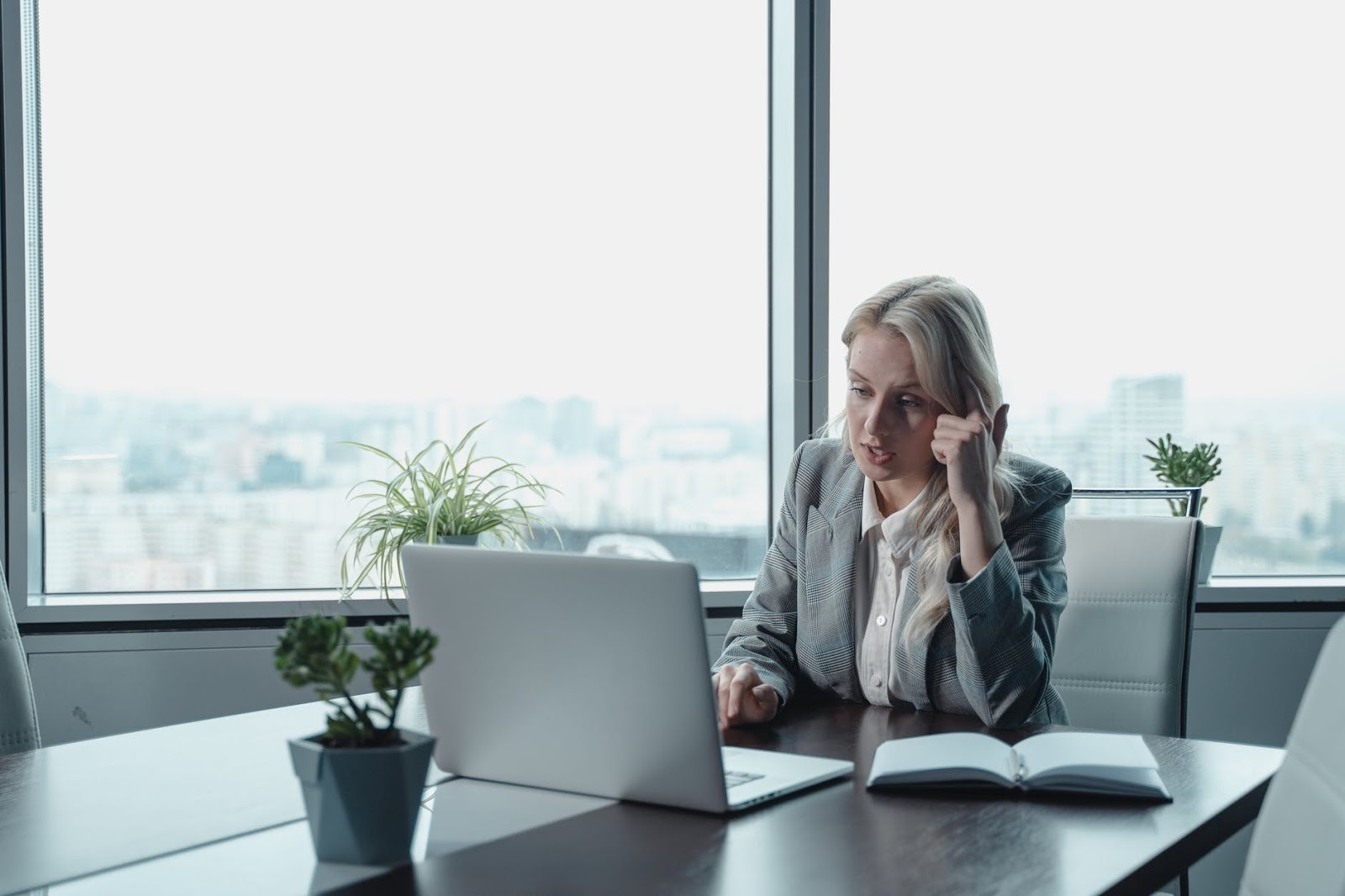 7 Business Ideas That Don't Require Employees 7 Business Ideas That Don't Require Employees