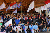 Tim Pemerintah Aceh Aliansi Buruh di Kantor Gubernur