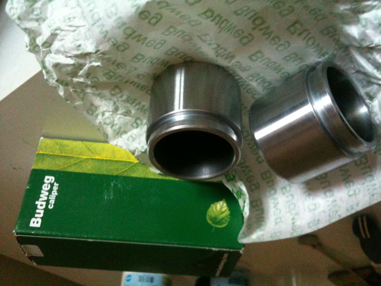 At Grommit's garage Cleaning stuck brake pistons