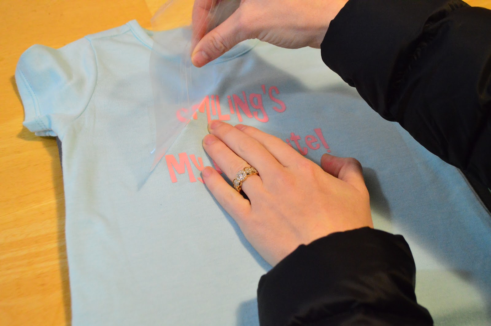 Beginner Guide on How to Use Iron On Vinyl with an Easy Press Sisters