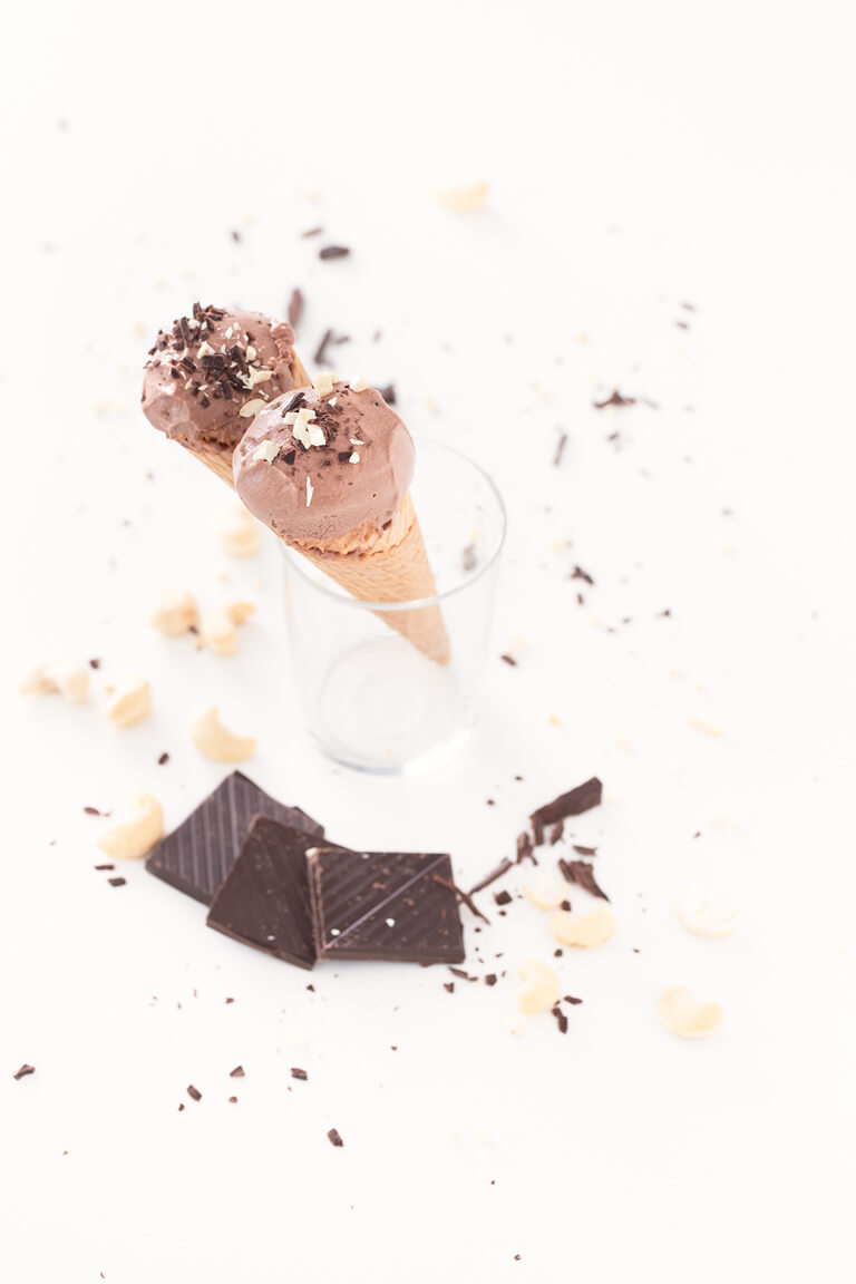 Vegan Chocolate Ice Cream.- You have to try this recipe; it is the best vegan ice cream I have ever tried. Only four ingredients are needed; it is very healthy and incredibly creamy. Vegan Chocolate Ice Cream.- You have to try this recipe; it is the best vegan ice cream I have ever tried. Only four ingredients are needed; it is very healthy and incredibly creamy.