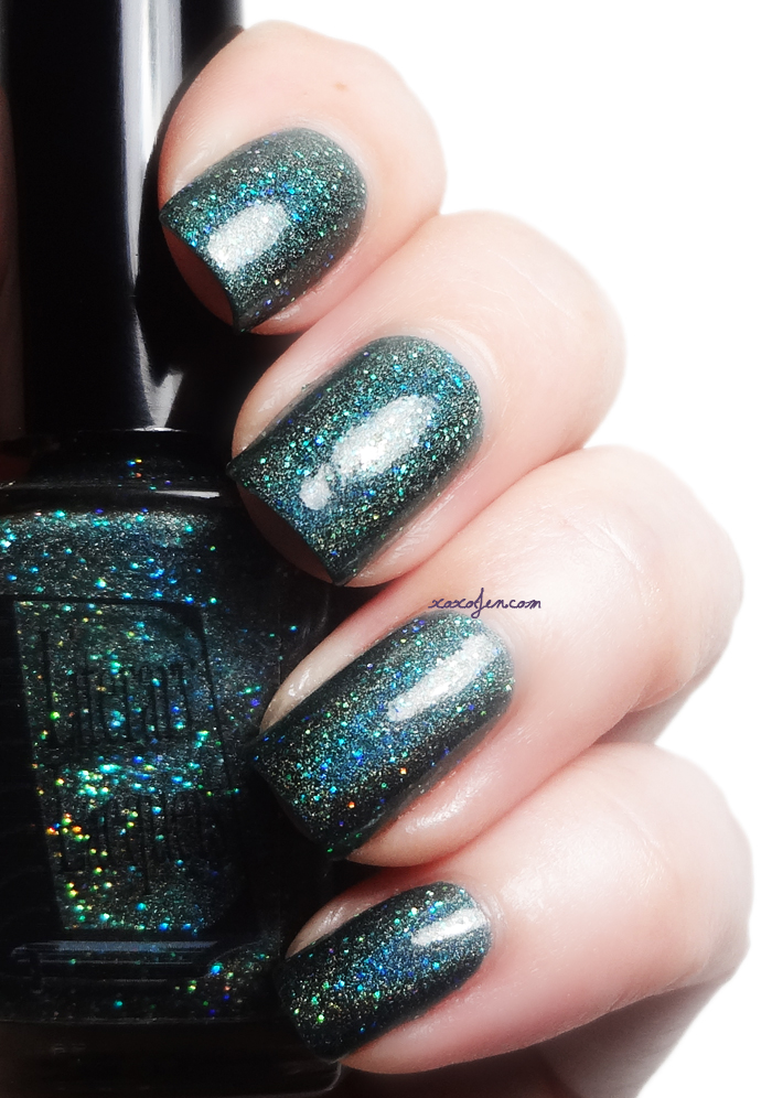 xoxoJen's swatch of Literary Lacquer Je Reviens