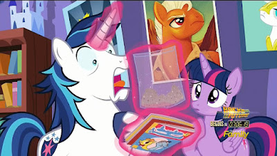Shining Armor sees his destroyed comic