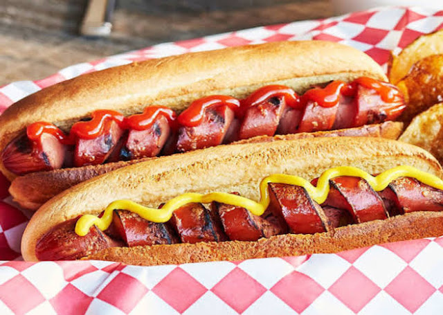 ساندوتش هوت دوج ساندوتش هوت دوج