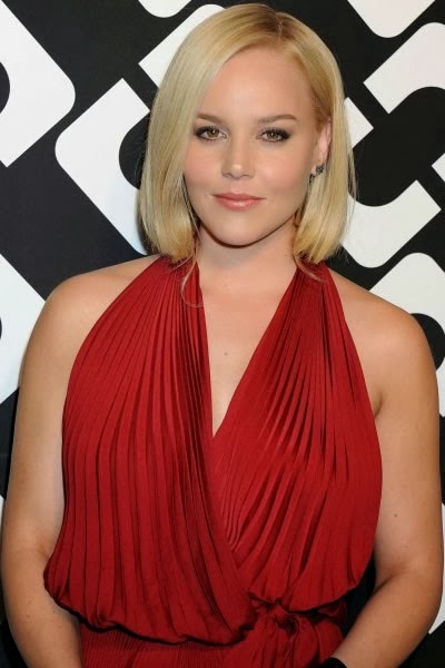 Abbie Cornish photos look hot on a red dress - Beauty Picture Gallery