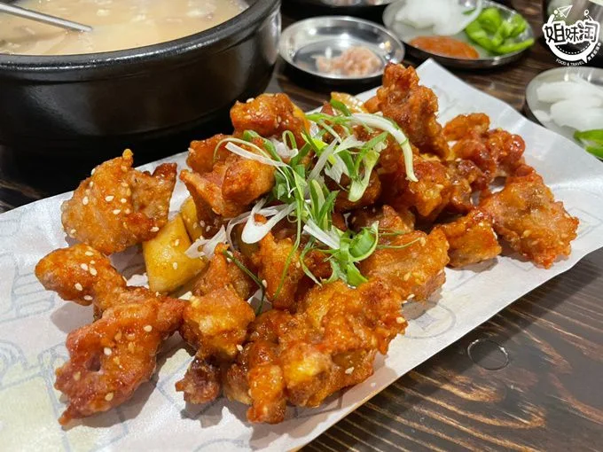 小月豬肉湯飯-新興區韓式料理推薦